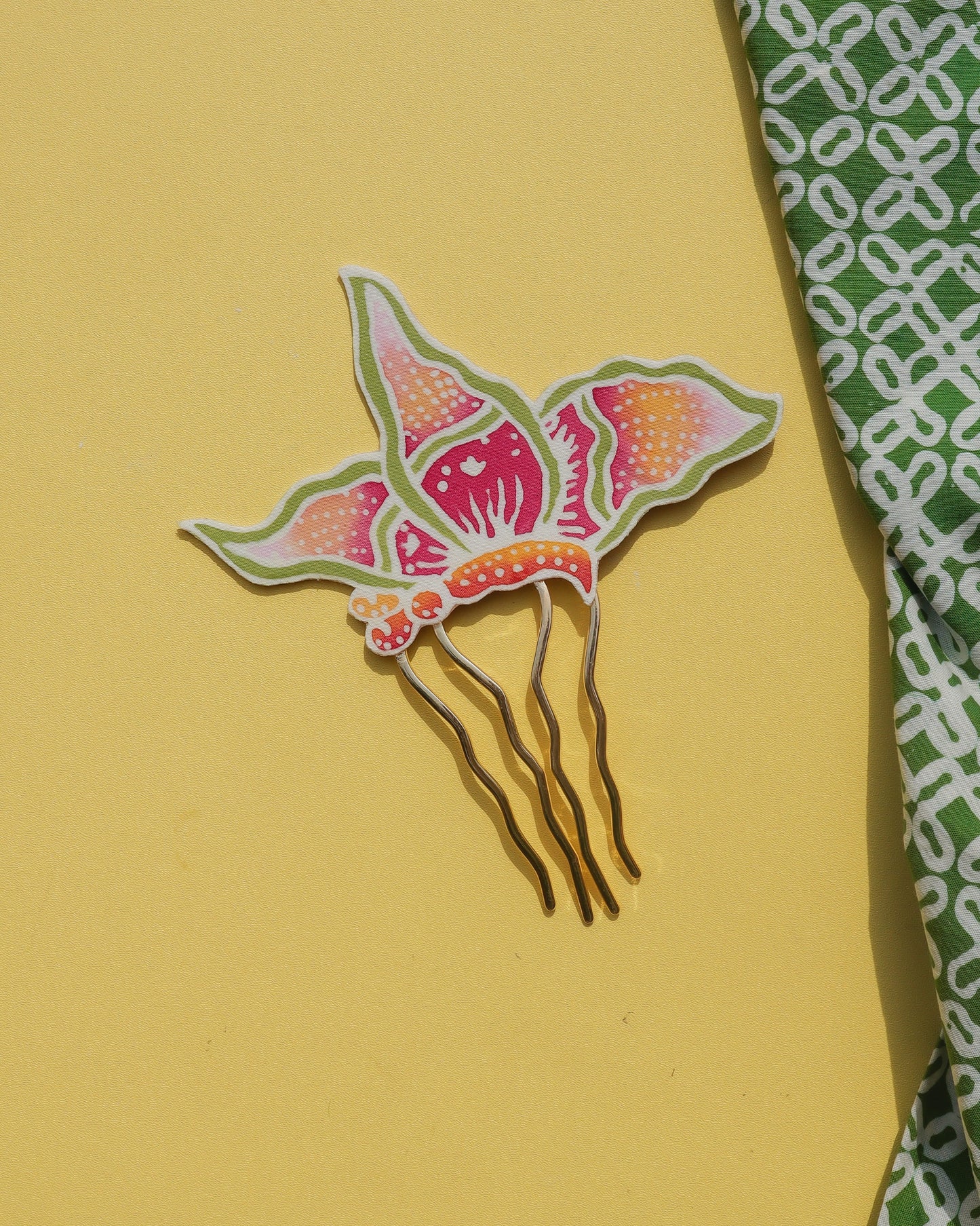 Kirana Kupu Batik Hair Comb