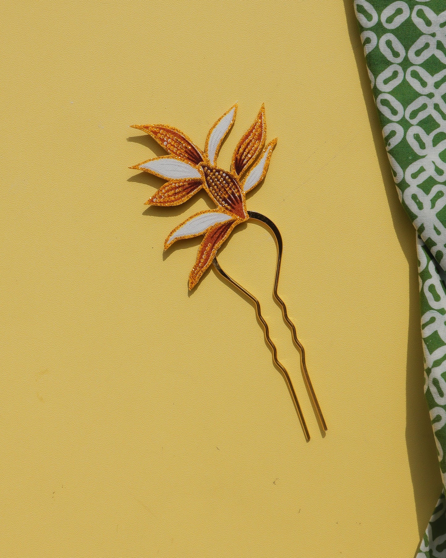 Ranting Emas Batik Hair Pin