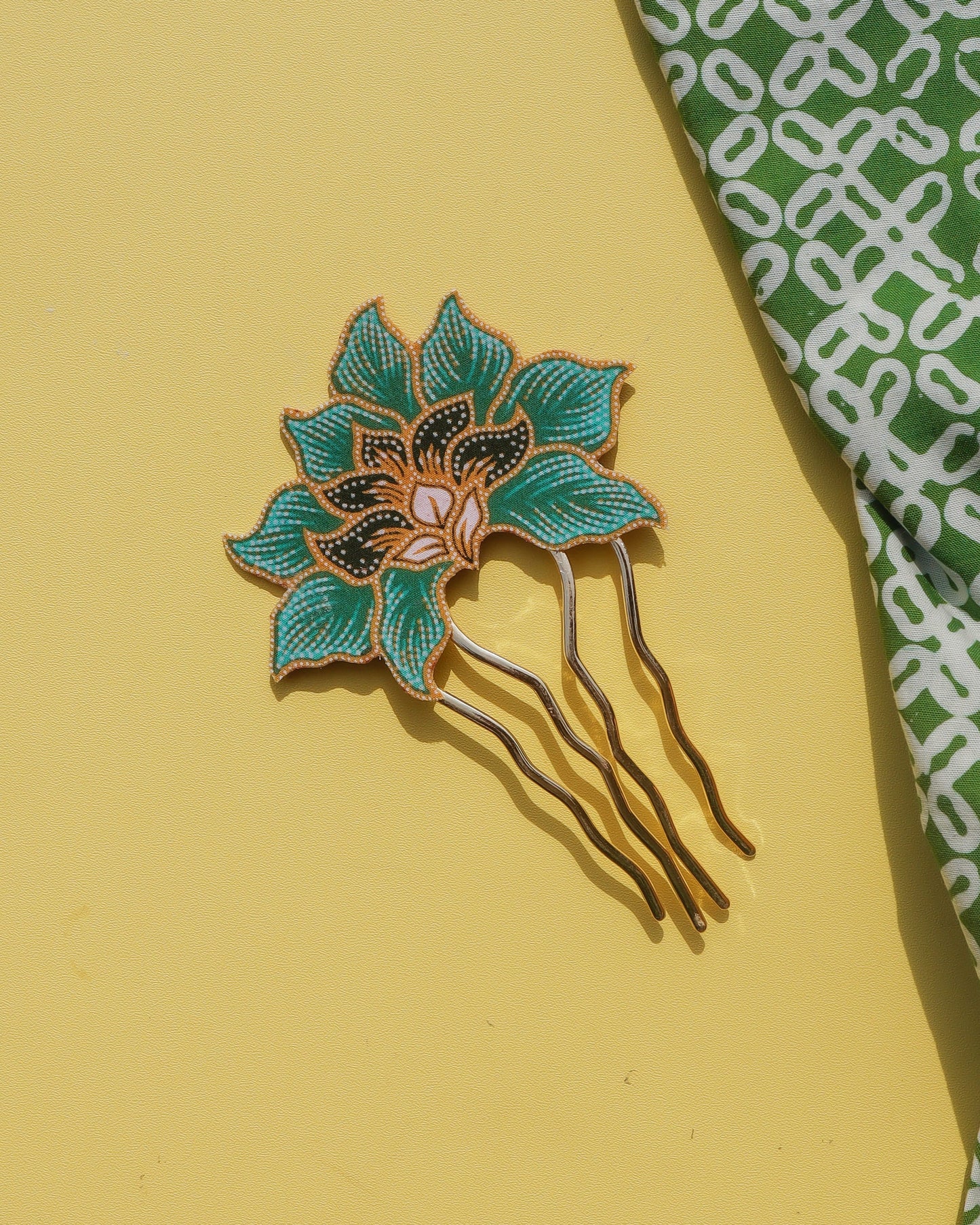 Seindra Batik Hair Comb