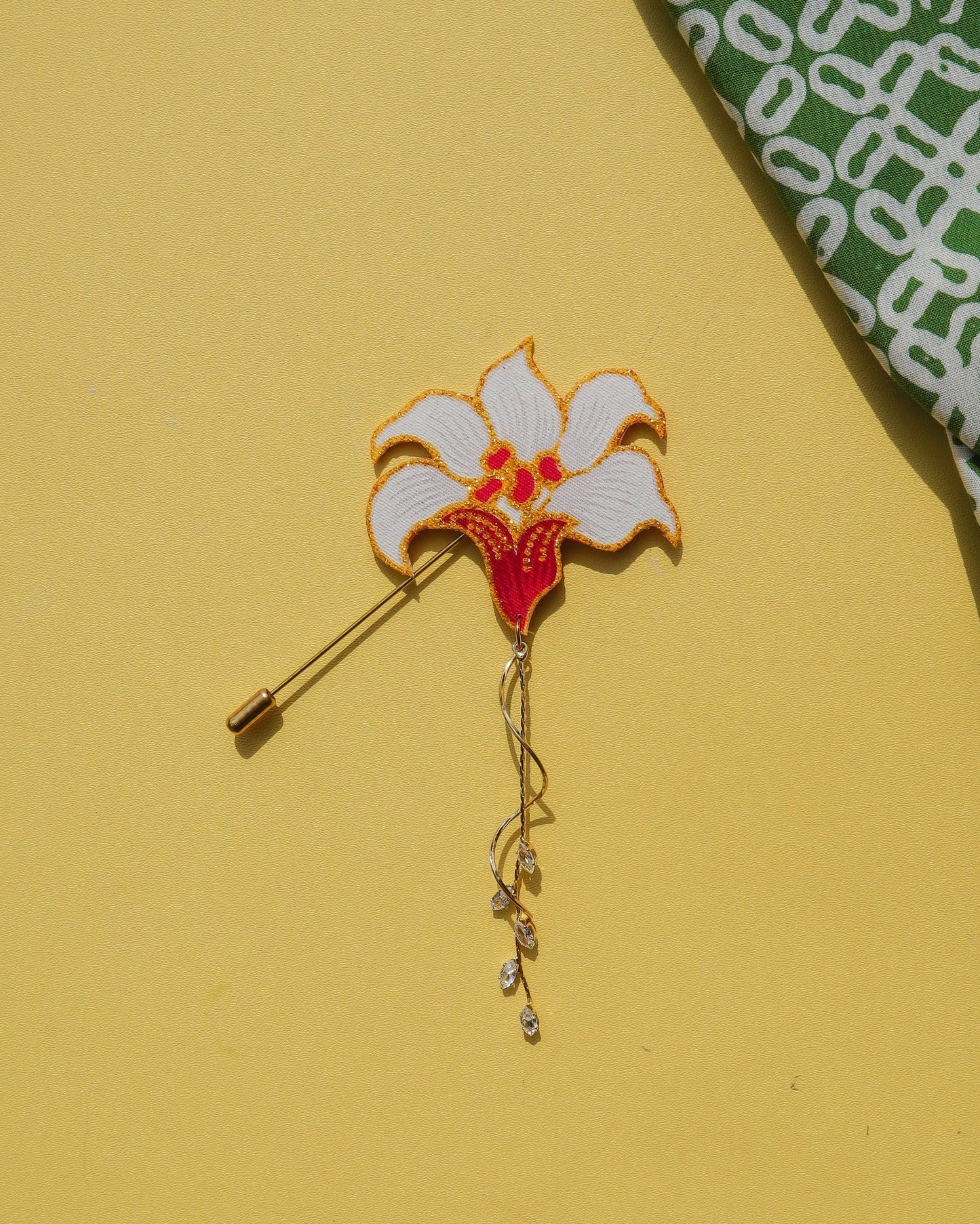 Titis Intan Batik Dangling Lapel Pin