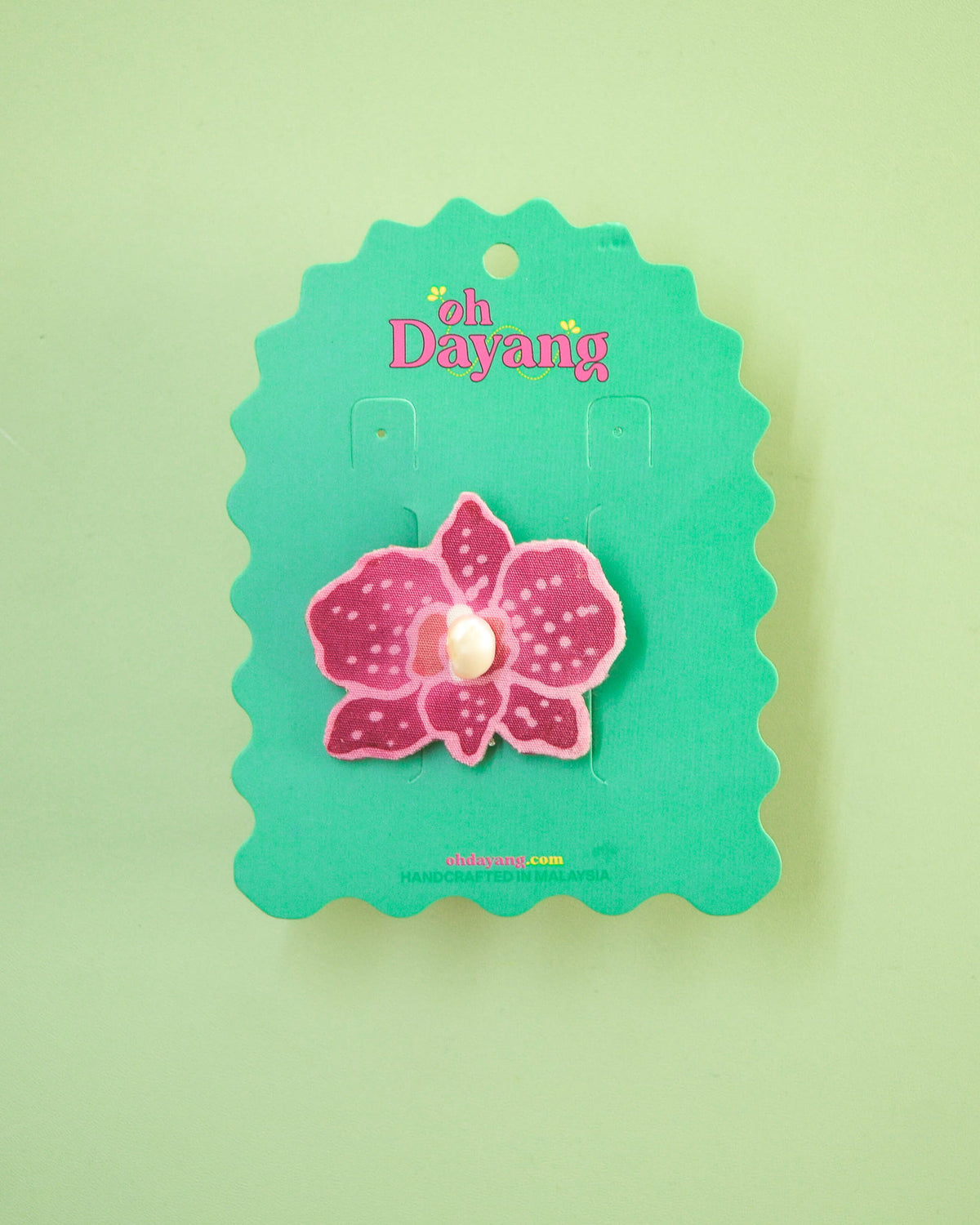 Orked Mutiara Batik Brooch