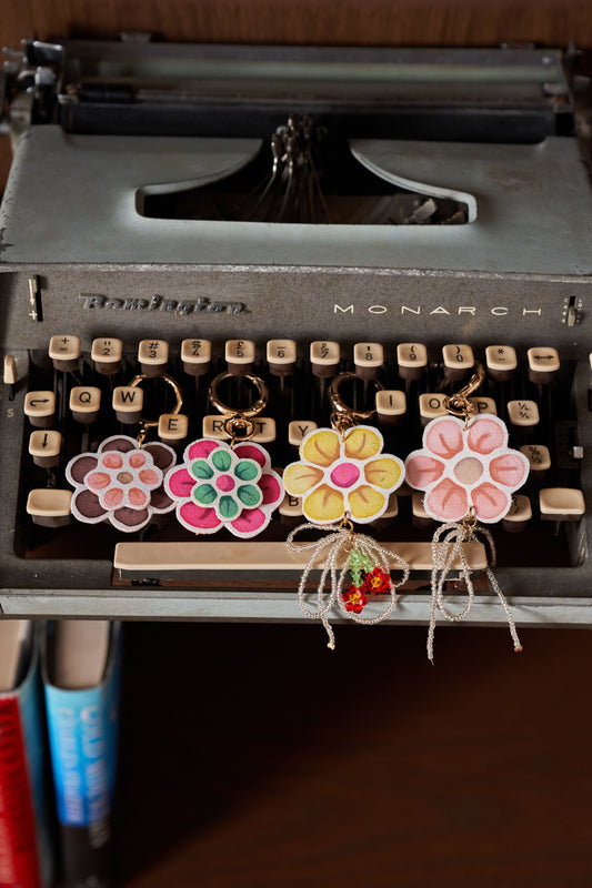 Hana Fidget Bag Charm