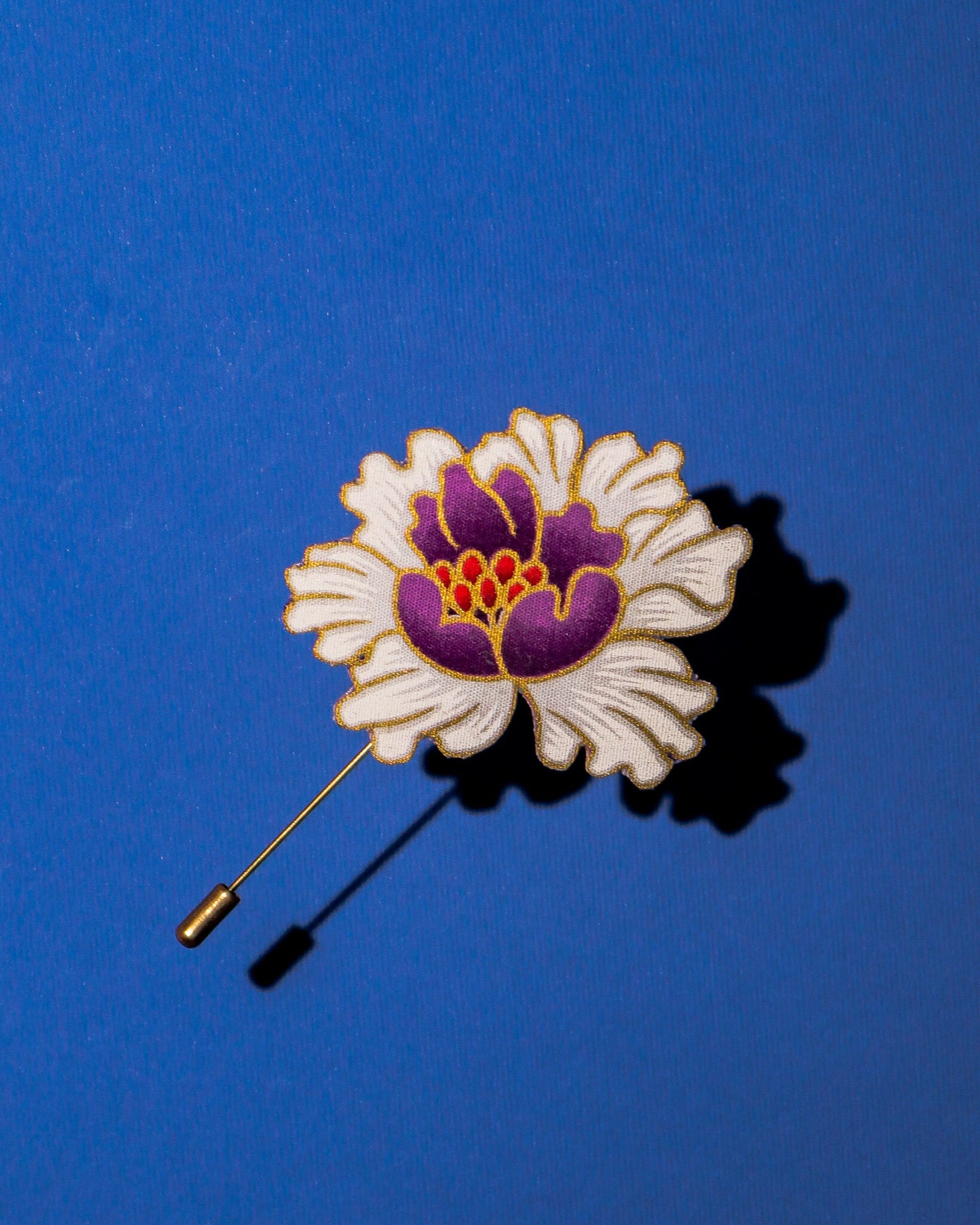 Embun Peoni Batik Lapel Pin