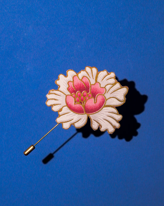 Embun Peoni Batik Lapel Pin