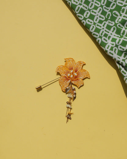 Kersani Batik Dangling Lapel Pin