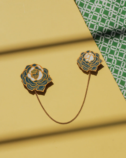 Kuntum Emas Batik Kerongsang Chain