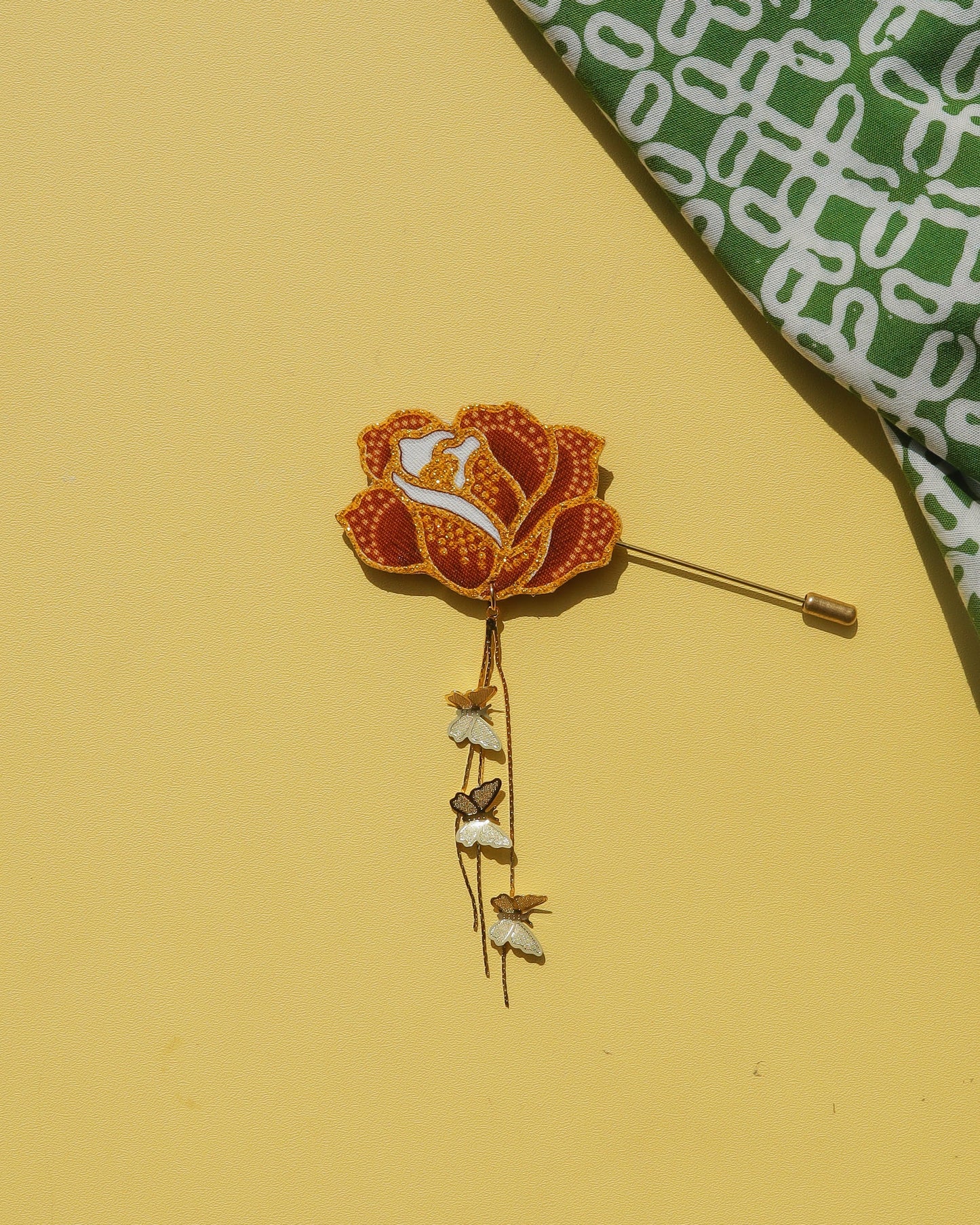 Mawar Kencana Batik Dangling Lapel Pin