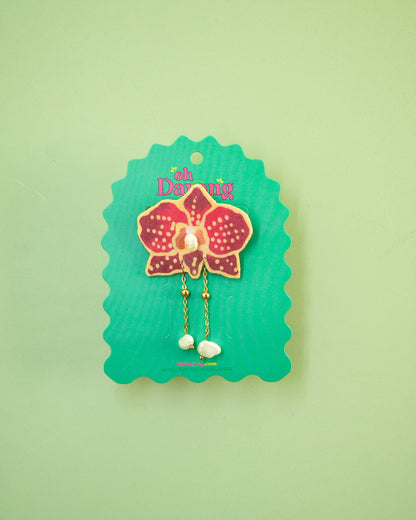 Orked Mutiara Dangle Brooch