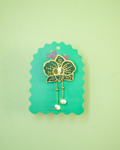 Orked Mutiara Dangle Brooch