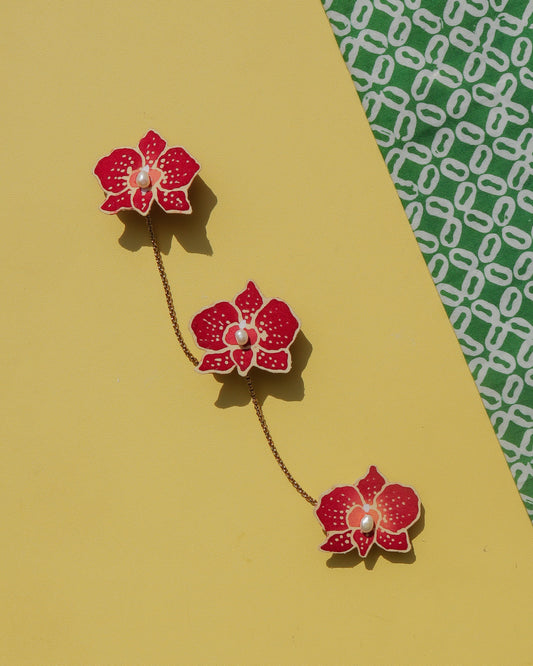 Oked Mutiara Batik Kerongsang Chain