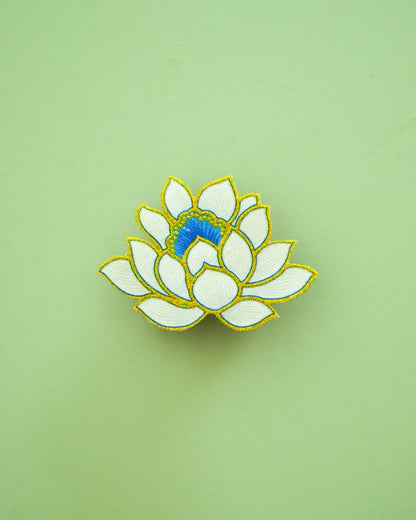 Teratai Nadi Batik Hair Clip
