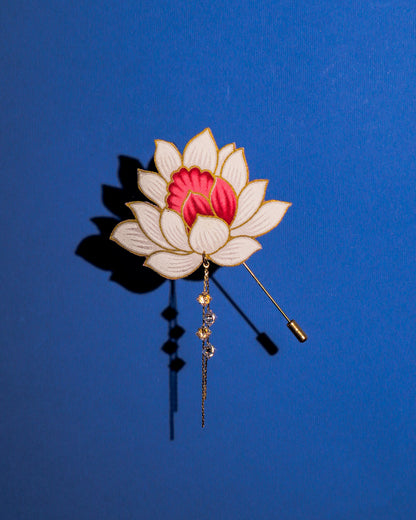 Teratai Nadi Batiik Dangle Lapel Pin