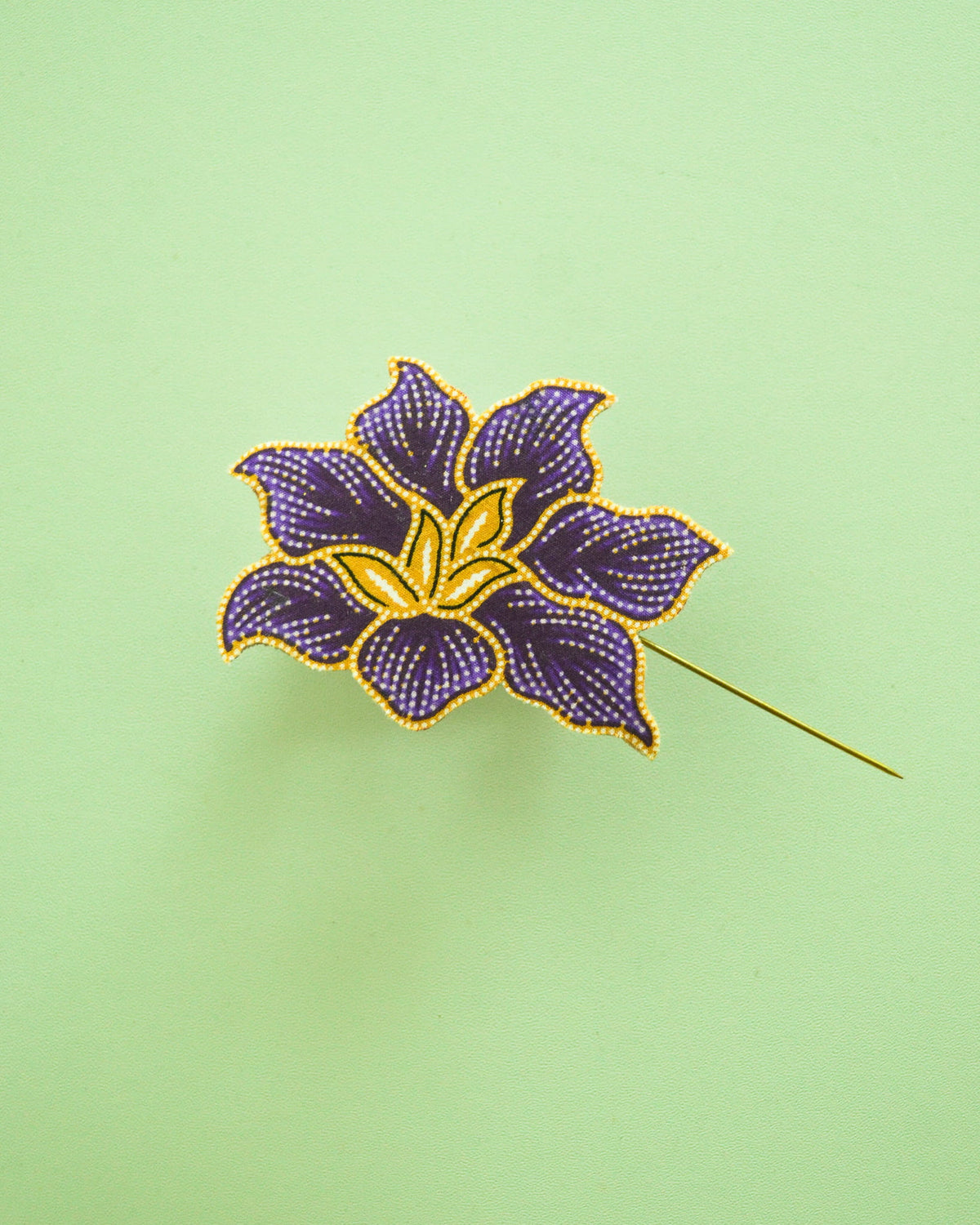 Ungu Manis Batik Lapel Pin
